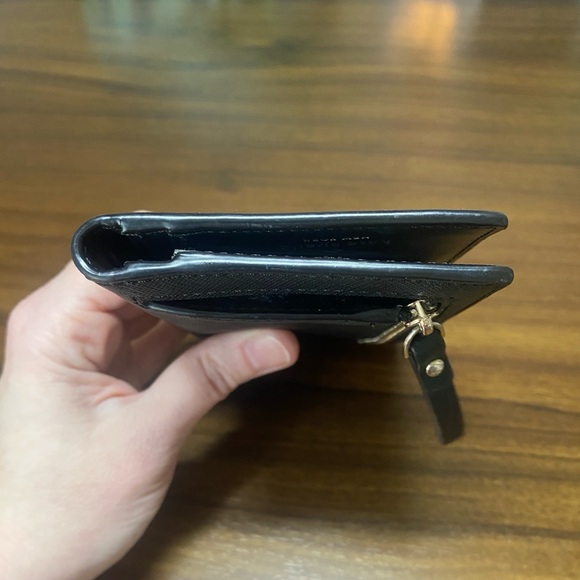 Kate Spade Saffiano Leather Black Wallet - Picture 5 of 10